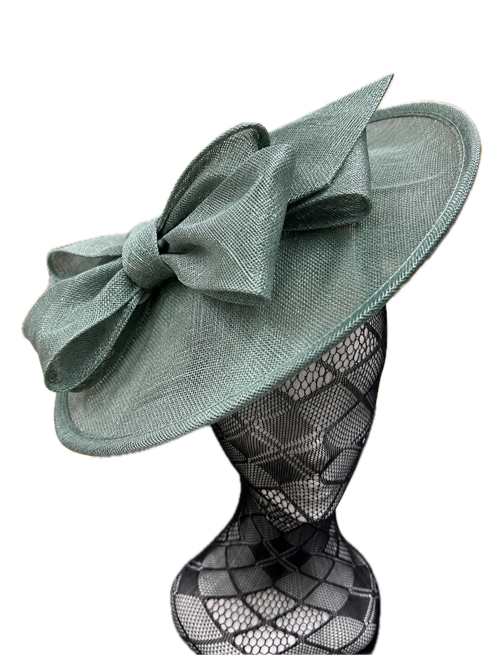 Agave Bow Adorned Large Disc Fascinator