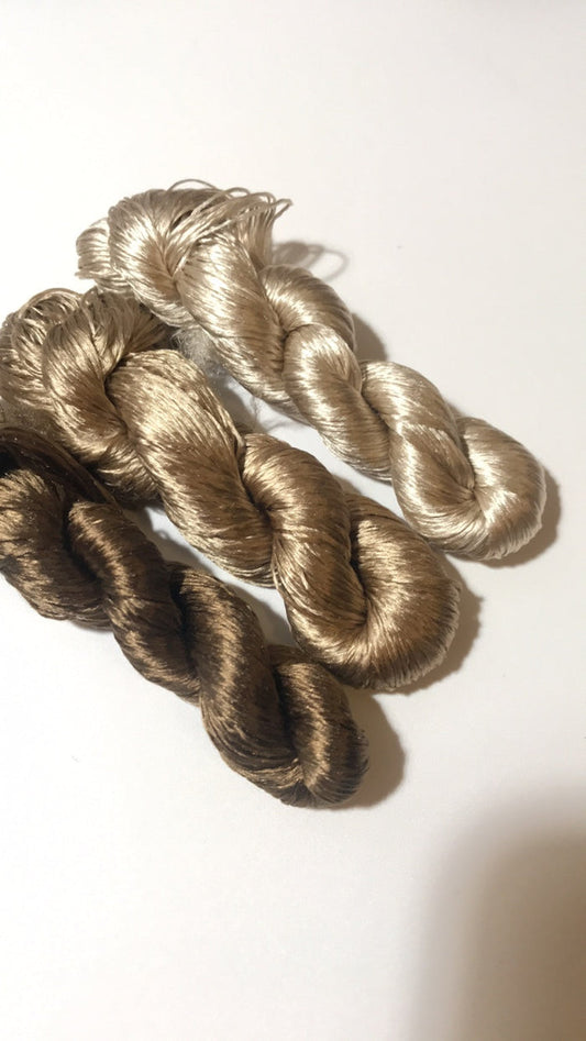80m Suzhou Embroidery Untwisted Mulberry Silk Thread(#105（1-3）  80m*3) - Ronghua Threads