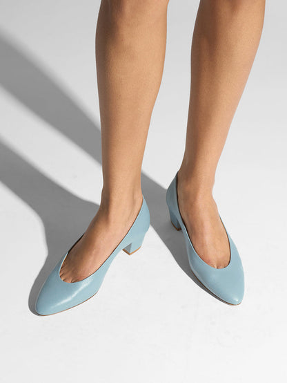 Helia Low-Cut Pumps