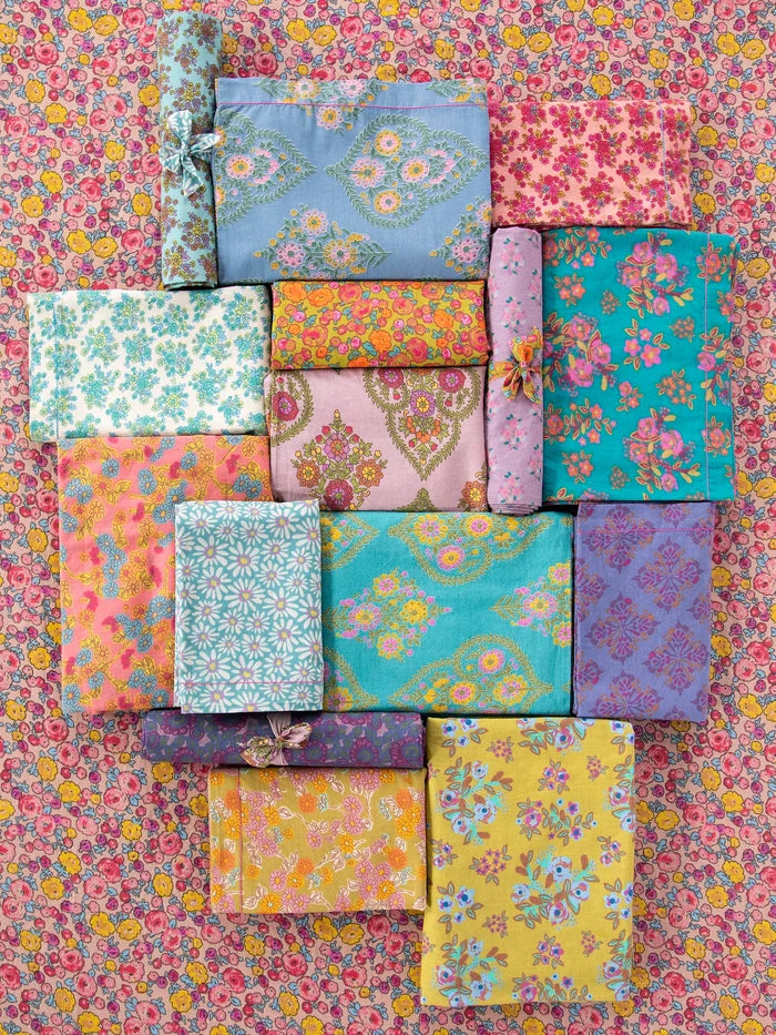 Mix & Match Cotton Fitted Sheet - Coral Daisy Toss-view 2
