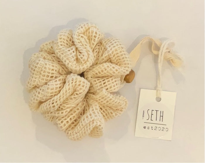 Seth Shower Pouf