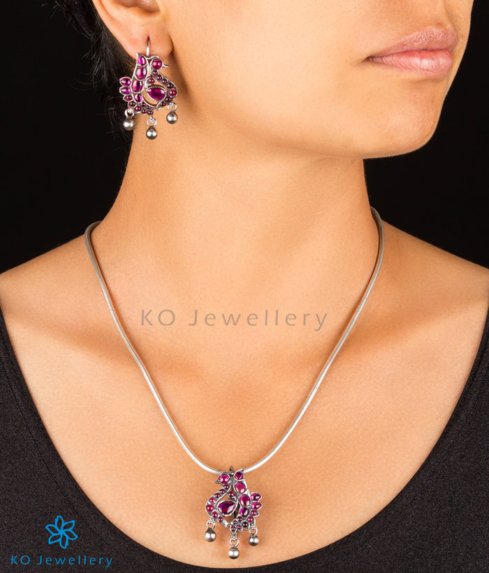 The Lasaka Silver Peacock Kempu Pendant Set(Oxidised)